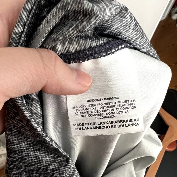 Nike Patterned Leggings LAST CALL - Picture 5 of 5